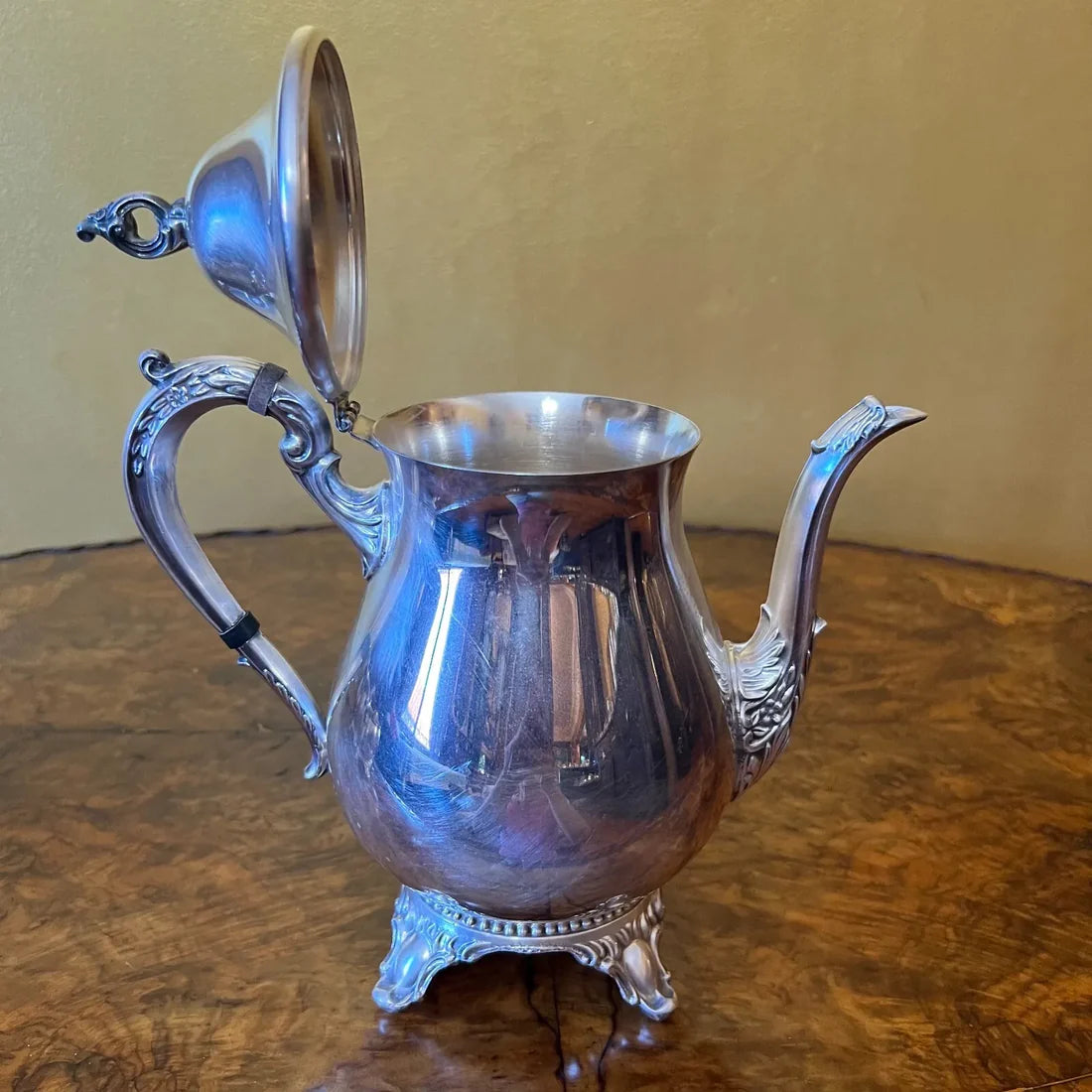 Vintage Viners Silver Plated Tea Pot, Milk Jug & Sugar Set