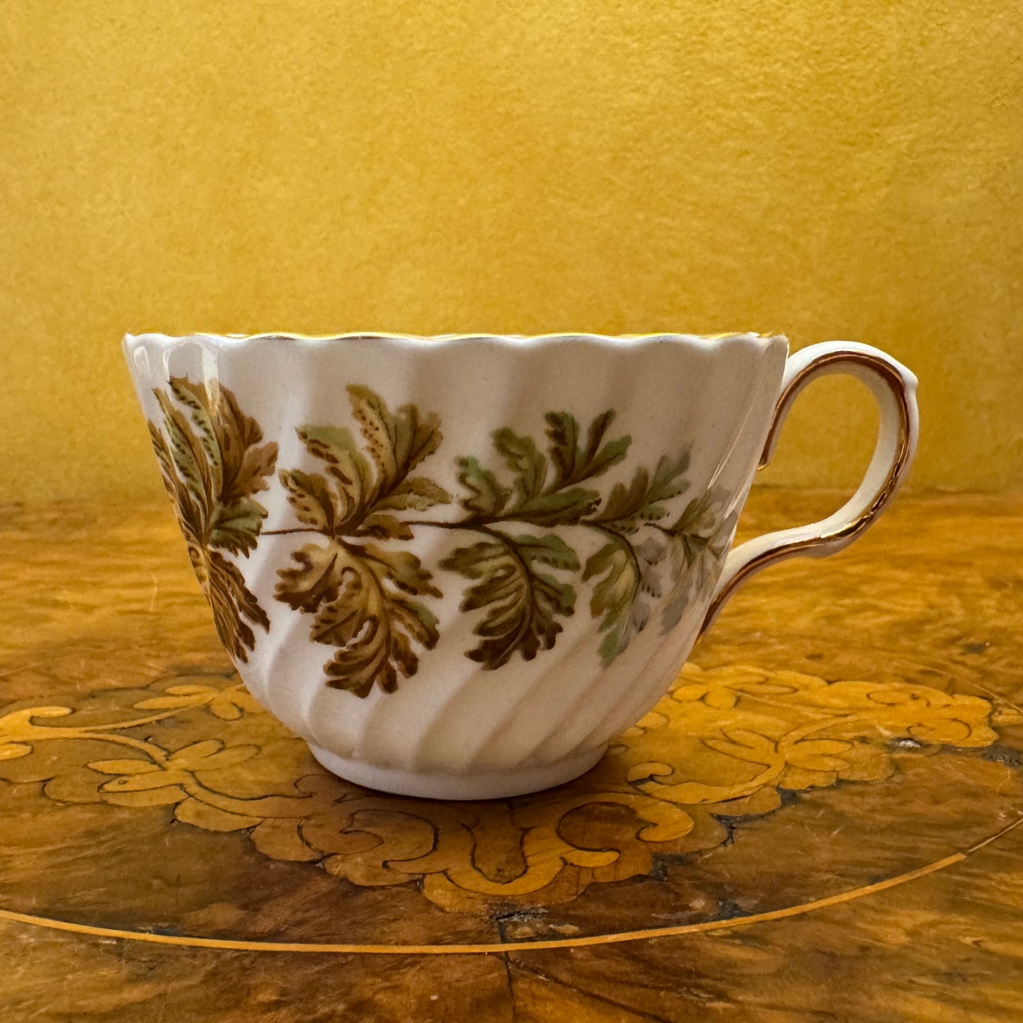 Vintage 1960s Aynsley Leaves Tea Cup 