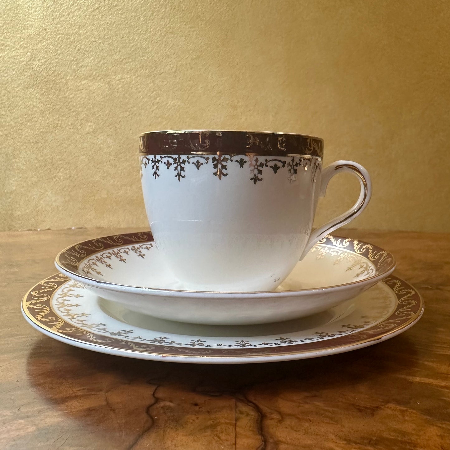 Vintage Alfred Meakin Suzanne Burgundy Gold Print Trio