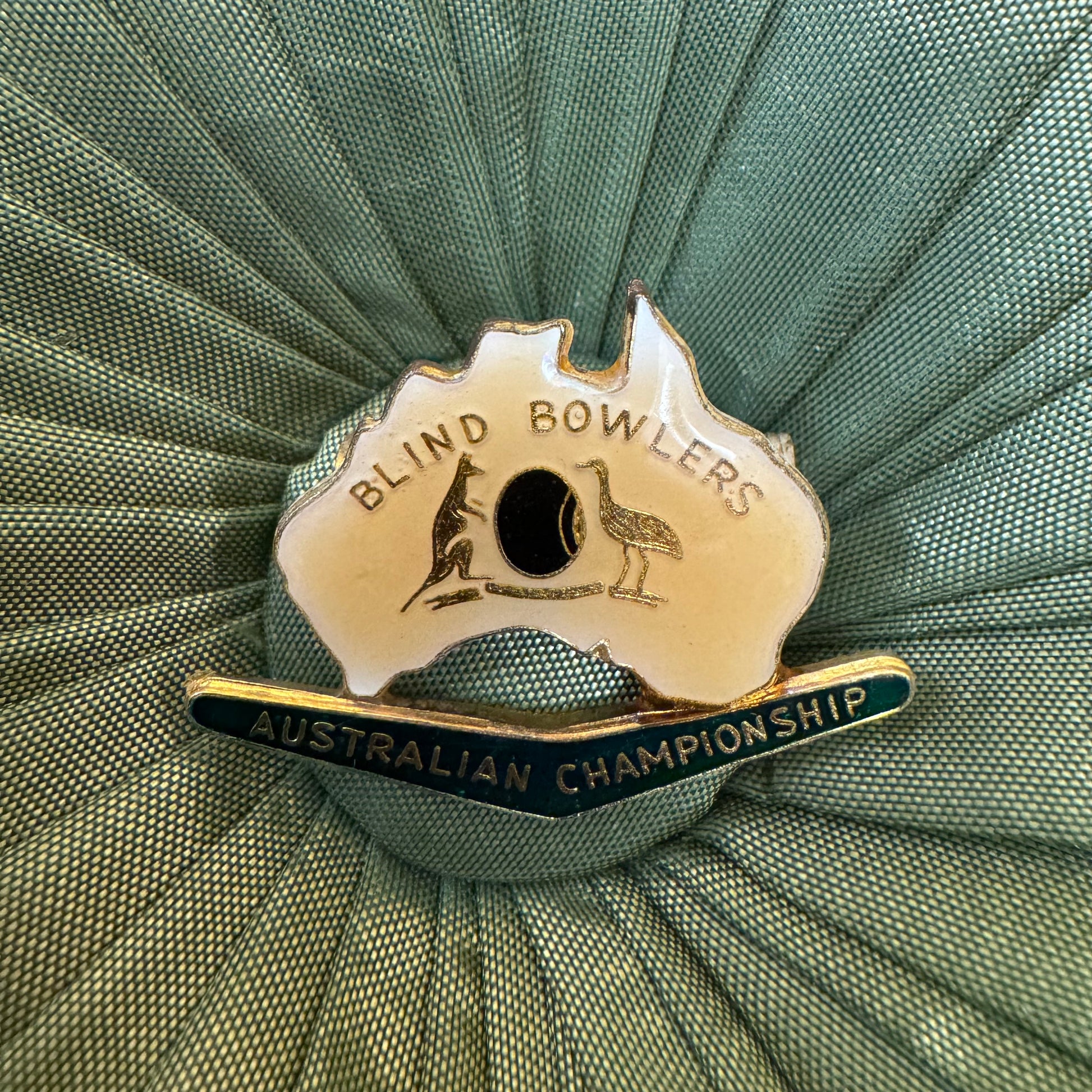 Vintage Australian ChampionshipBlind Bowlers Badge Pin