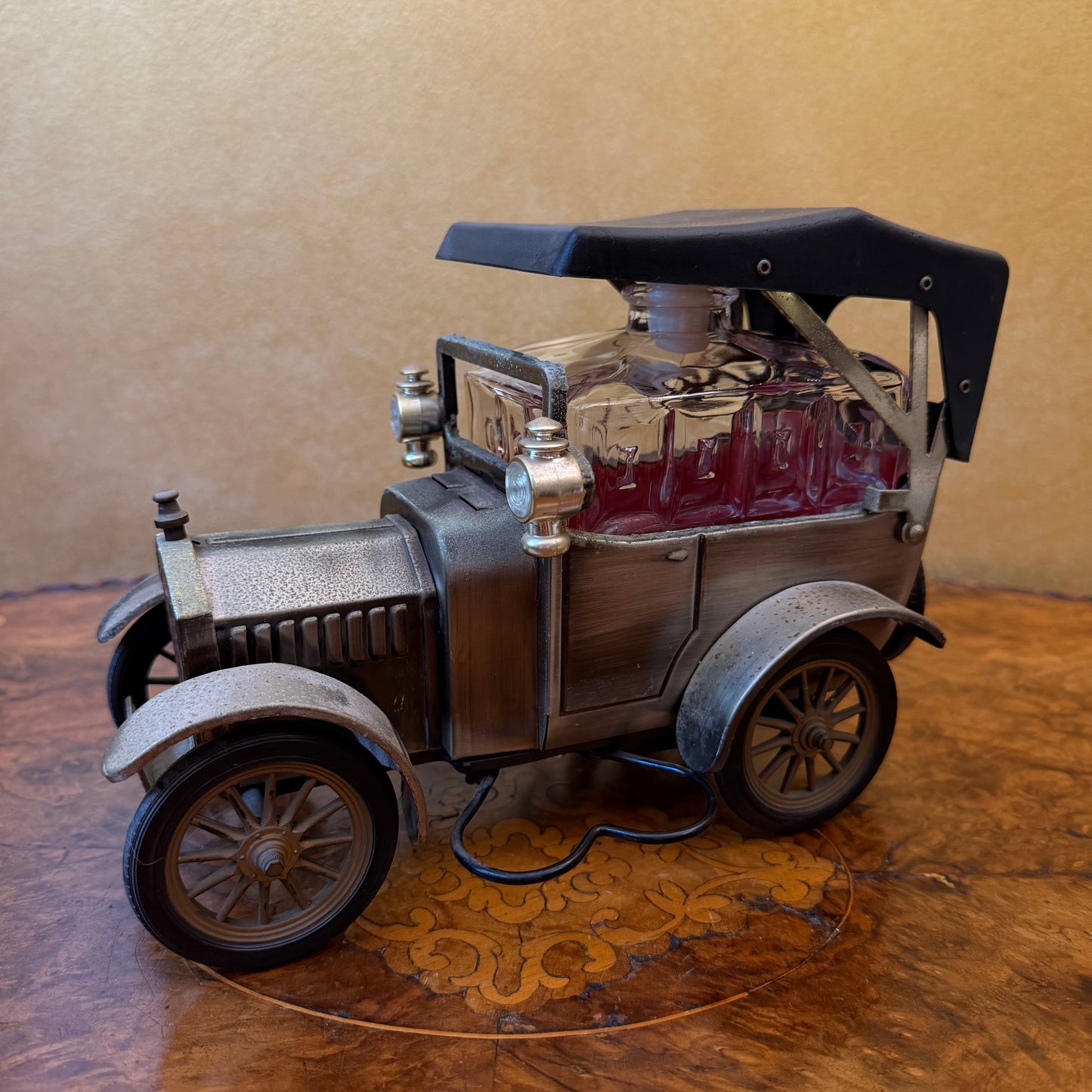Vintage Barware Ford Model-T Bar Car Liquor Decanter 