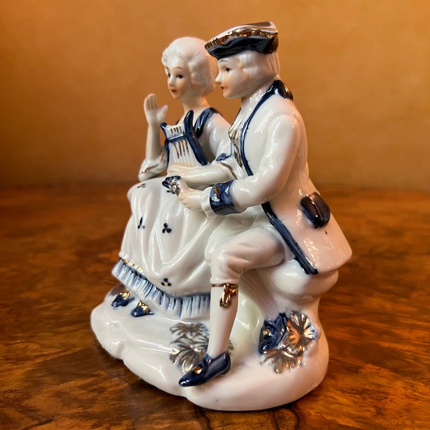 Vintage Colonial Couple Blue & White Statue Figurine