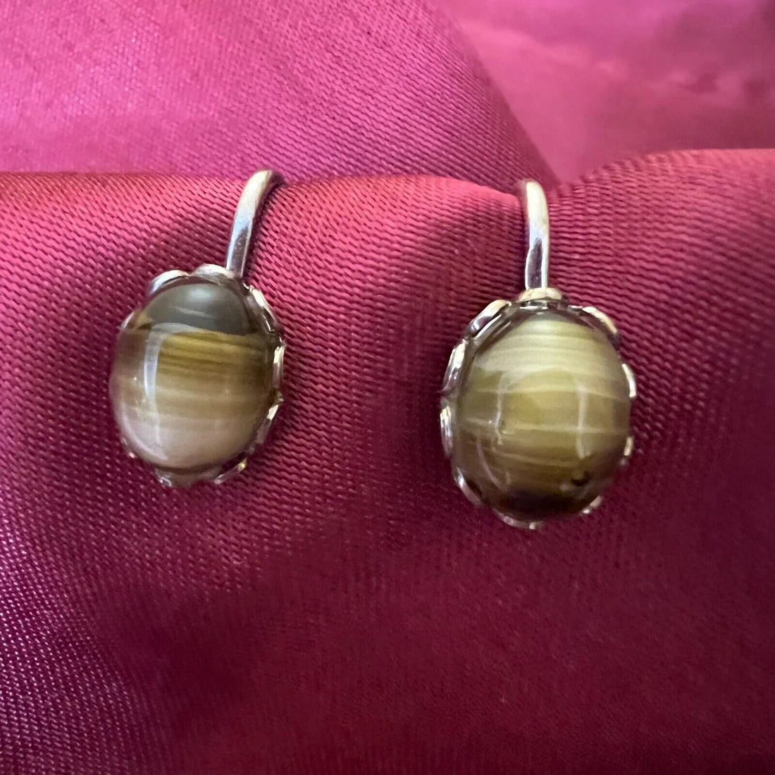 Vintage Costume Screw-On Earrings