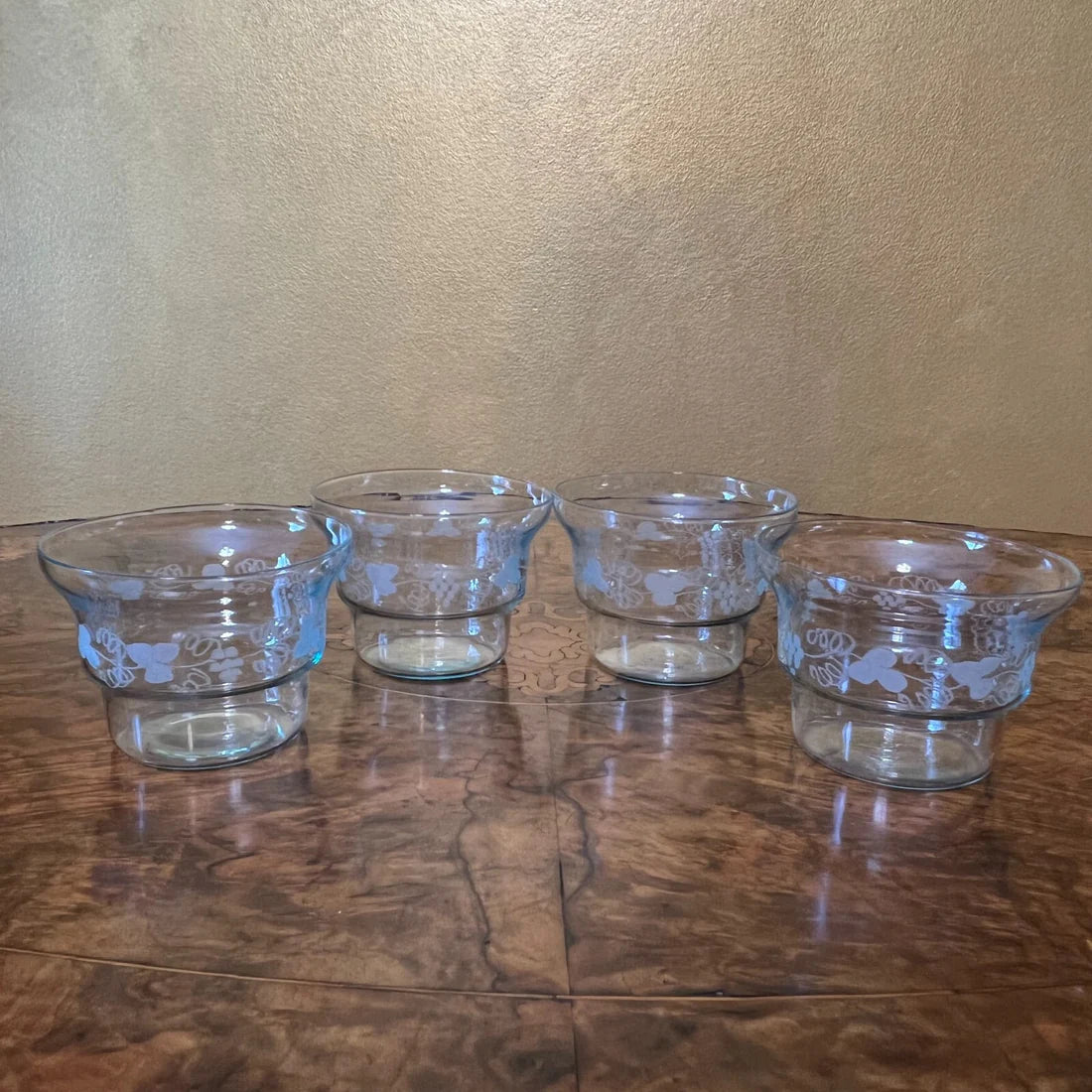 Vintage Etched Glass Dessert Bowls Set Of Four
