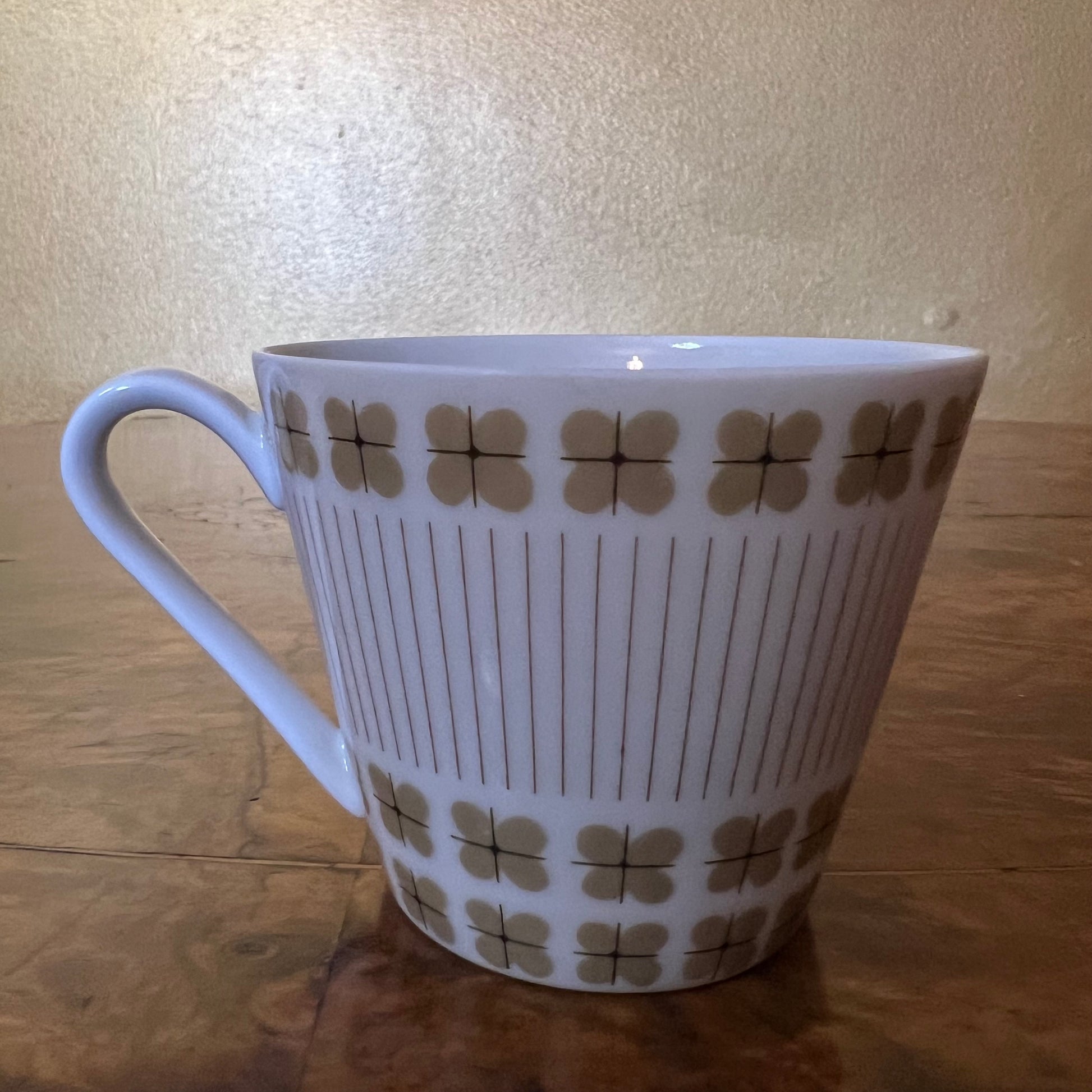 Vintage Fairwood Carousel Gold Print Teacup 