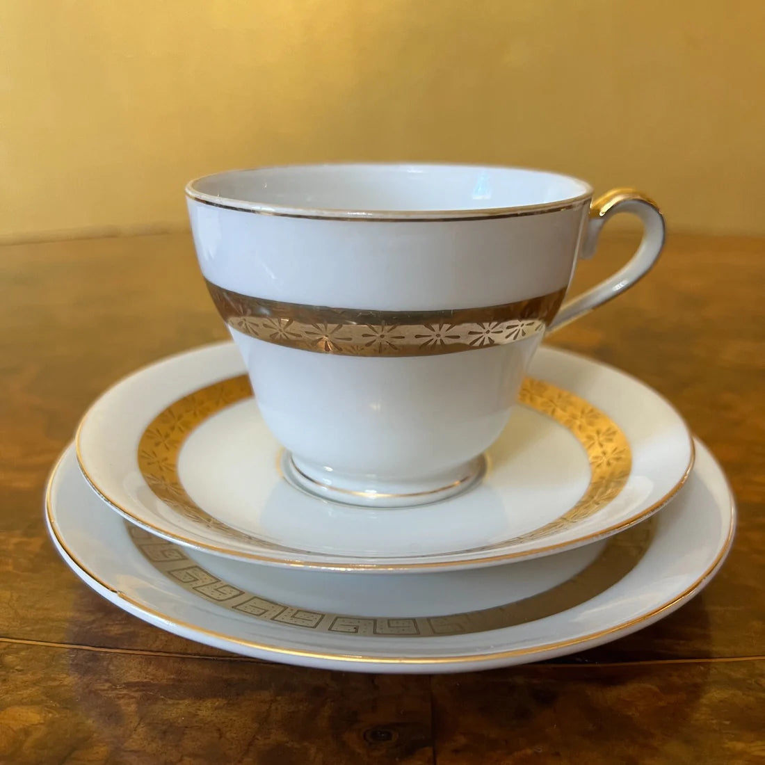 Vintage Fine China Gold Detail Tea Cup Trio Set