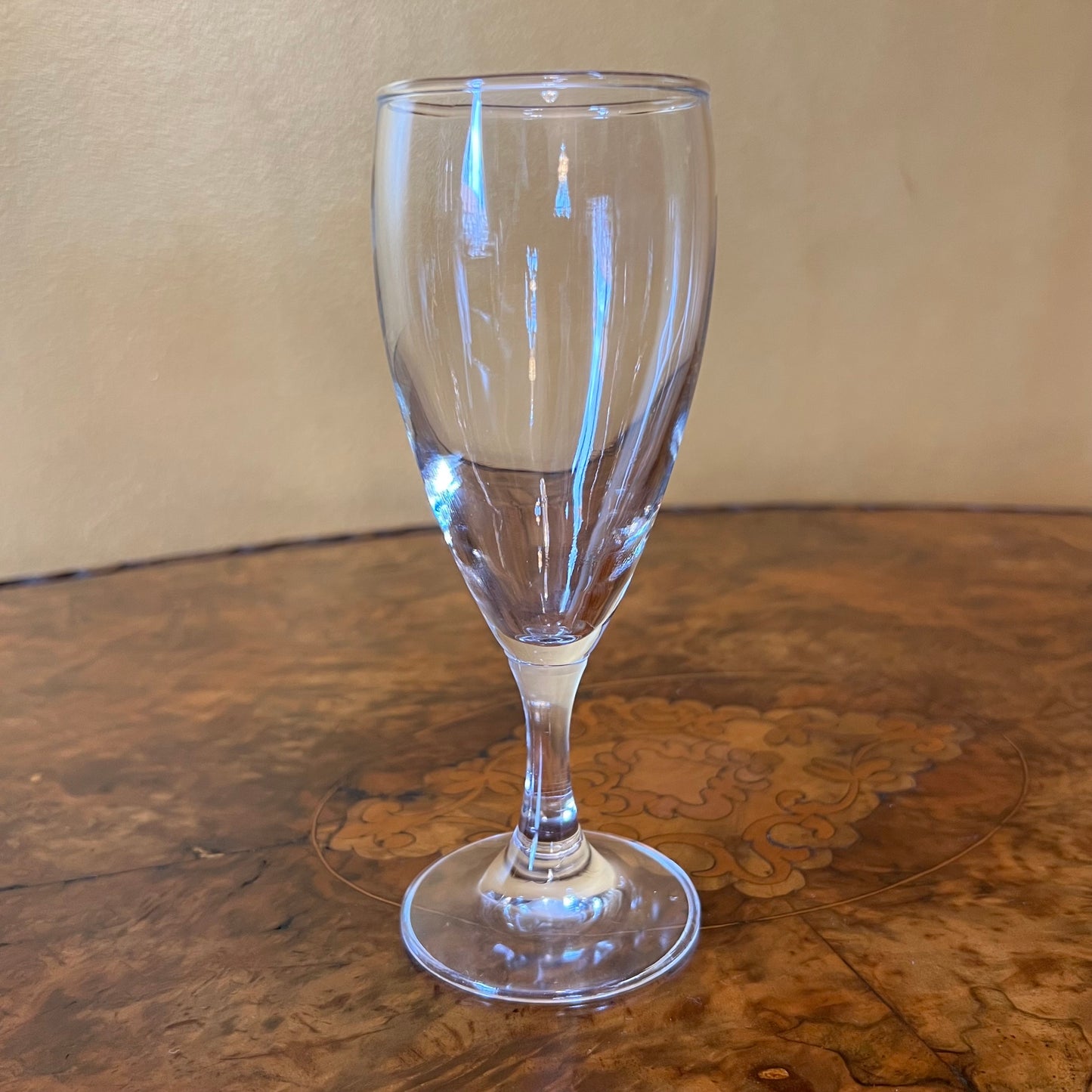 Vintage Glass Champagne/Wine Glasses 