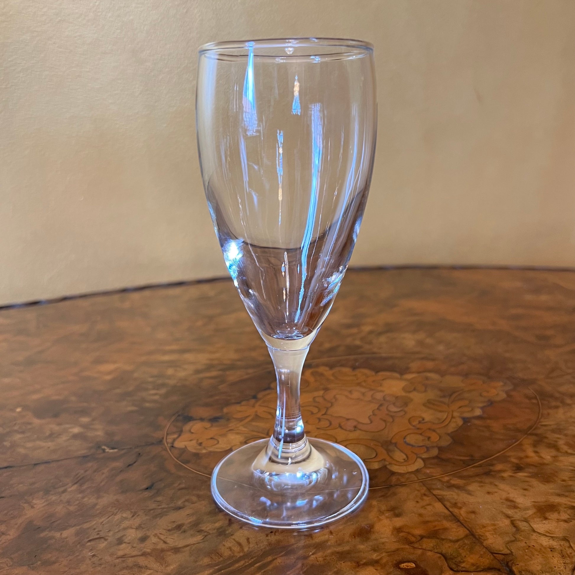 Vintage Glass Champagne/Wine Glasses 