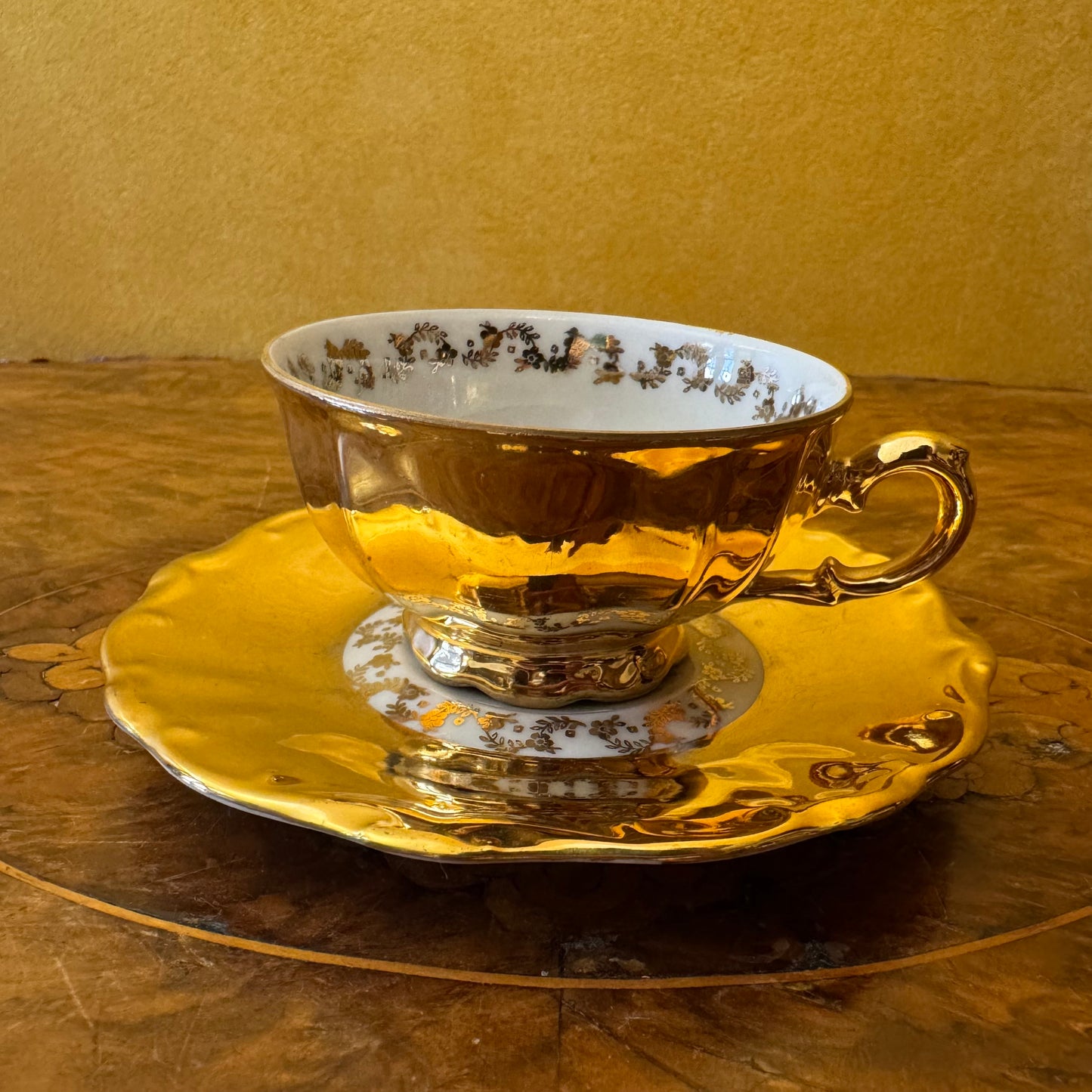 Vintage Golden Bareuther Bavaria Demitasse Coffee 