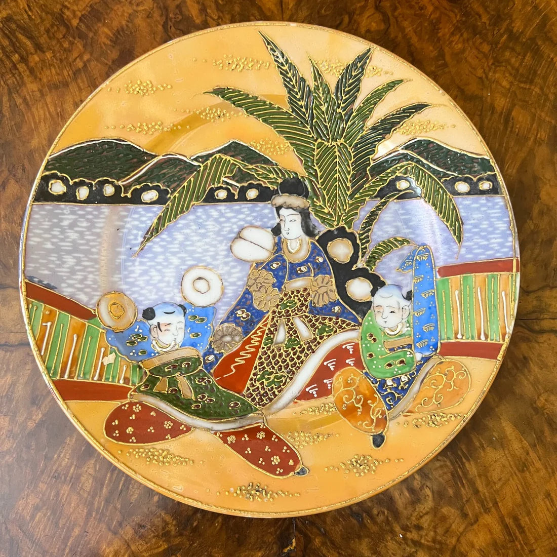 Vintage Japanese Satsuma Moriage Hand Painted Plate