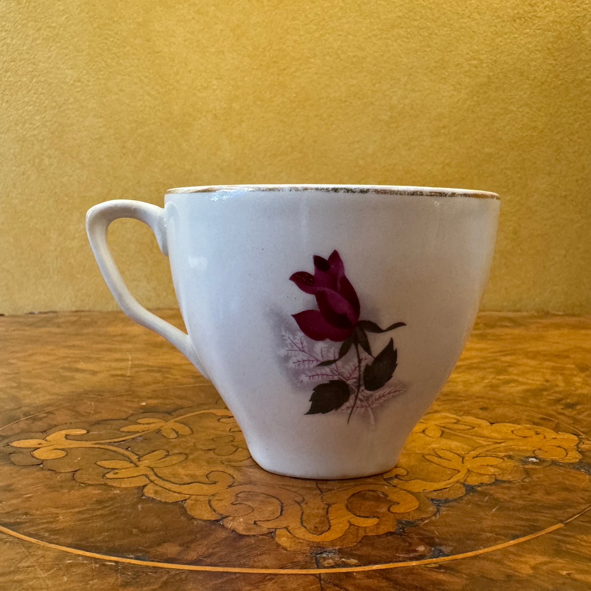 Vintage Johnson Australia Red Roses Cup 