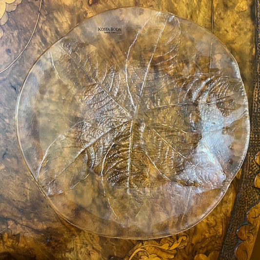 Vintage Kosta Body Leaf Plate
