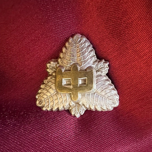 Vintage Leaf Shape Pin