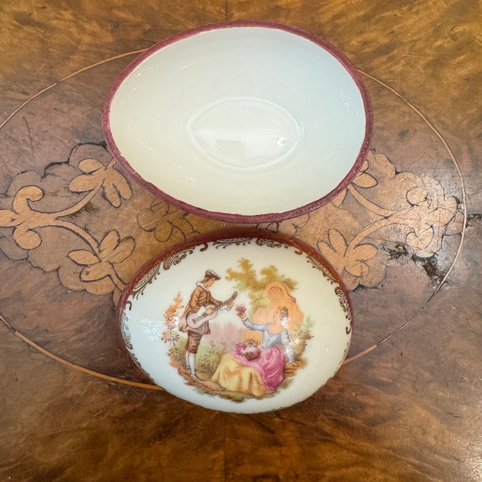 Vintage Limoges France Fragonard Courting Print Egg Shaped Box 