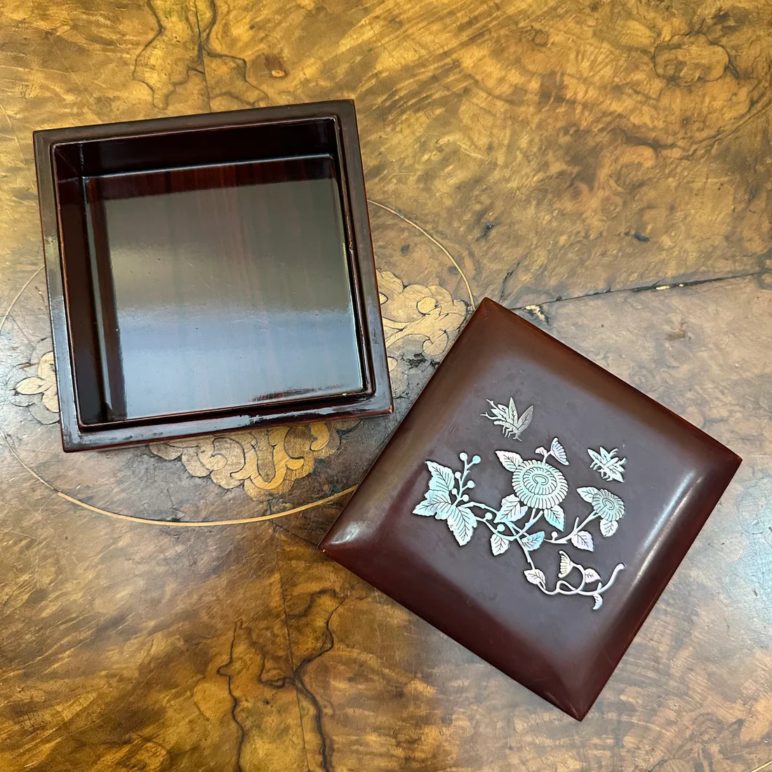 Vintage Butterfly Floral Mother Of Pearl Inlay Wooden Box