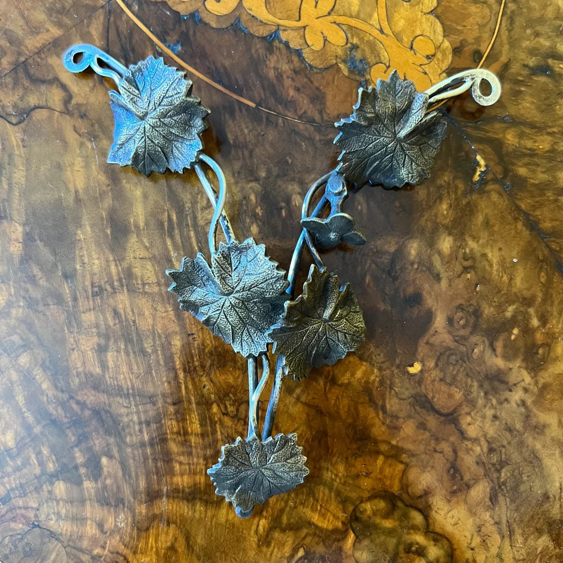 Vintage Ornate Leaves Hanging Ornament Pair