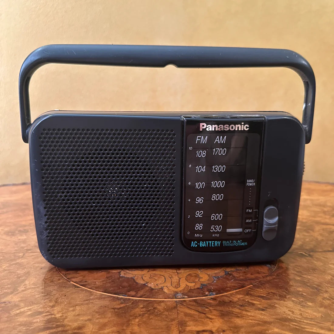 Vintage Panasonic RF-544 Fm/Am Portable Radio