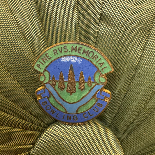 Vintage Pine Rivers Memorial Bowling Club Badge Pin 