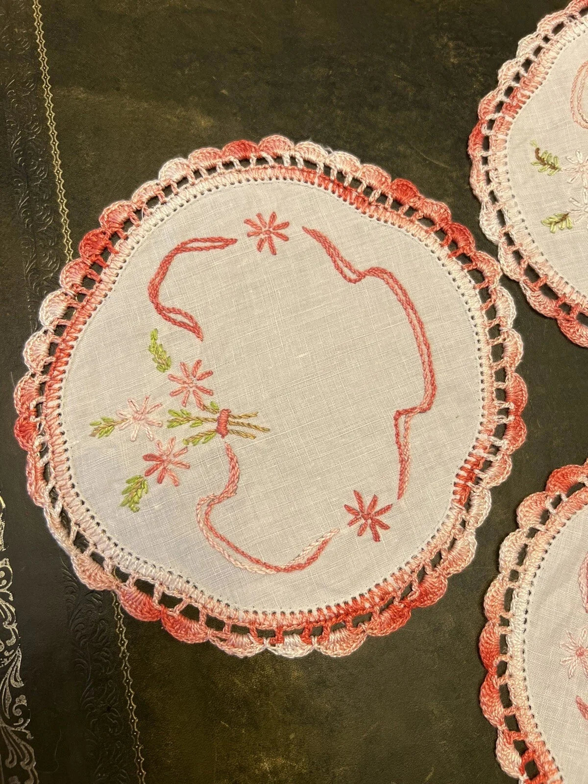 Vintage Pink Embroidery Round Doily Set Of Three