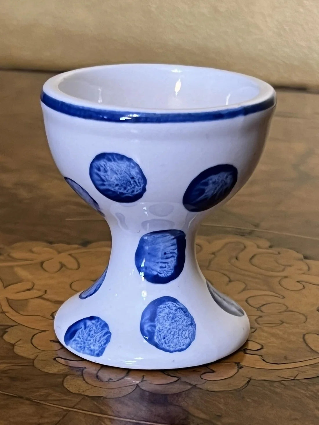 Vintage Polka Dot Egg Cup Holder
