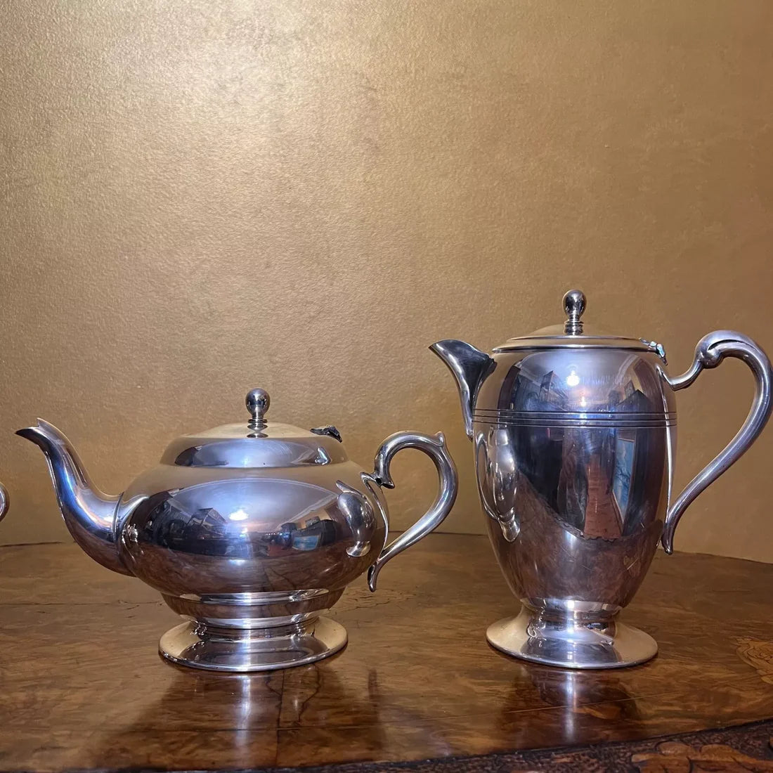 Vintage Renown Silver Plated Tea Pot Set