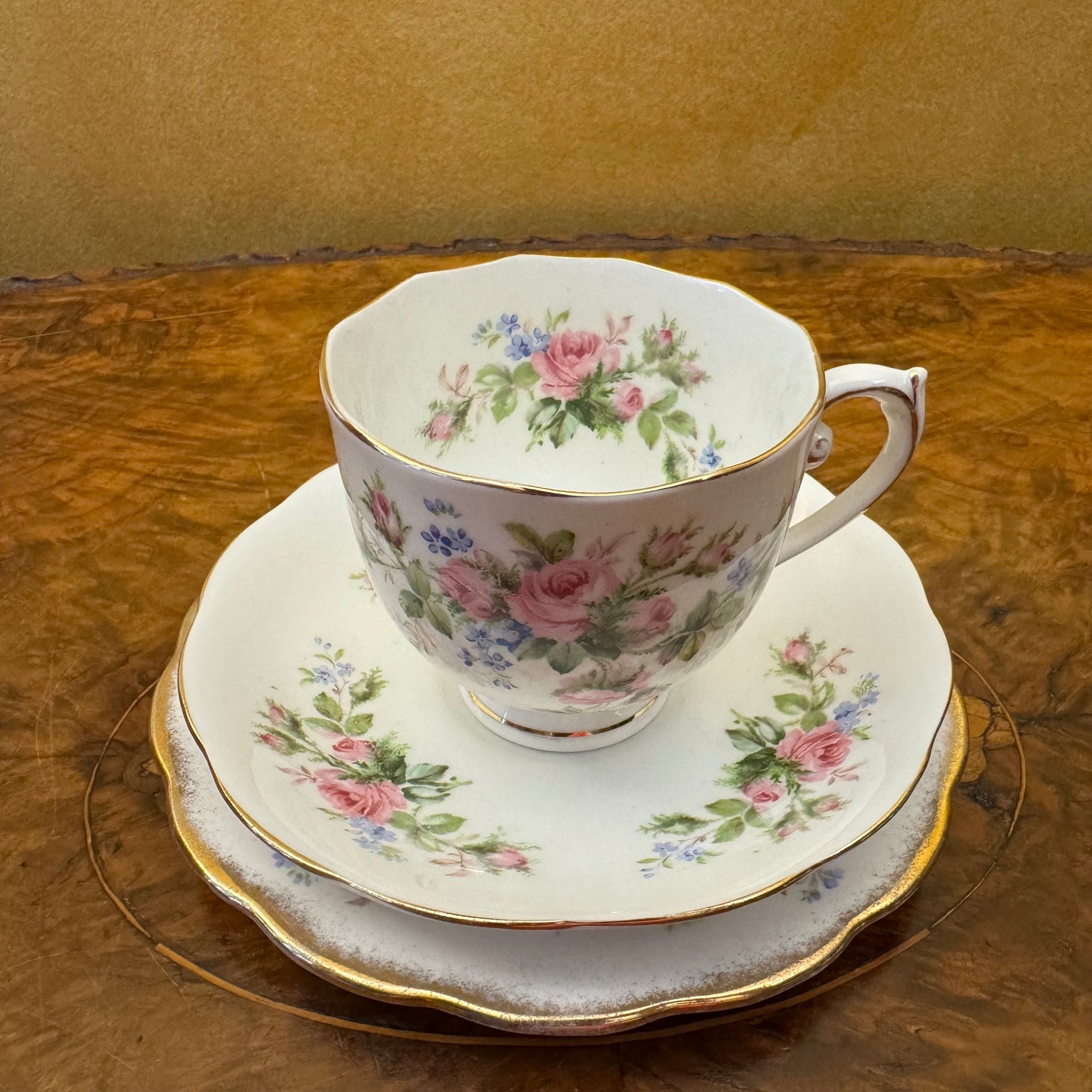 Vintage Roslyn Moss Rose tea Cup Trio 