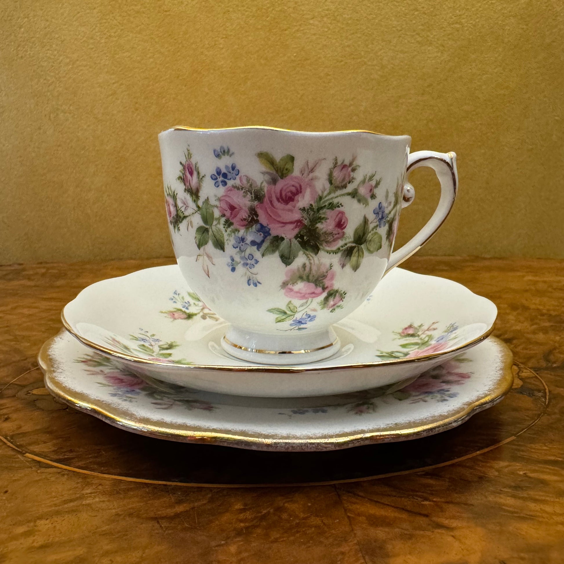 Vintage Roslyn Moss Rose tea Cup Trio Set 