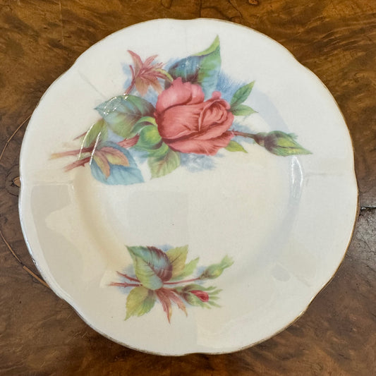Vintage Rosyln Wheatcroft Rendezvous Rose Side Plate 