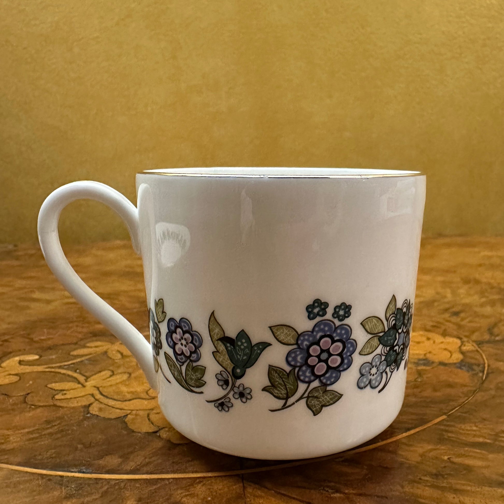 Vintage Royal Doulton Esprit Tea Cup 