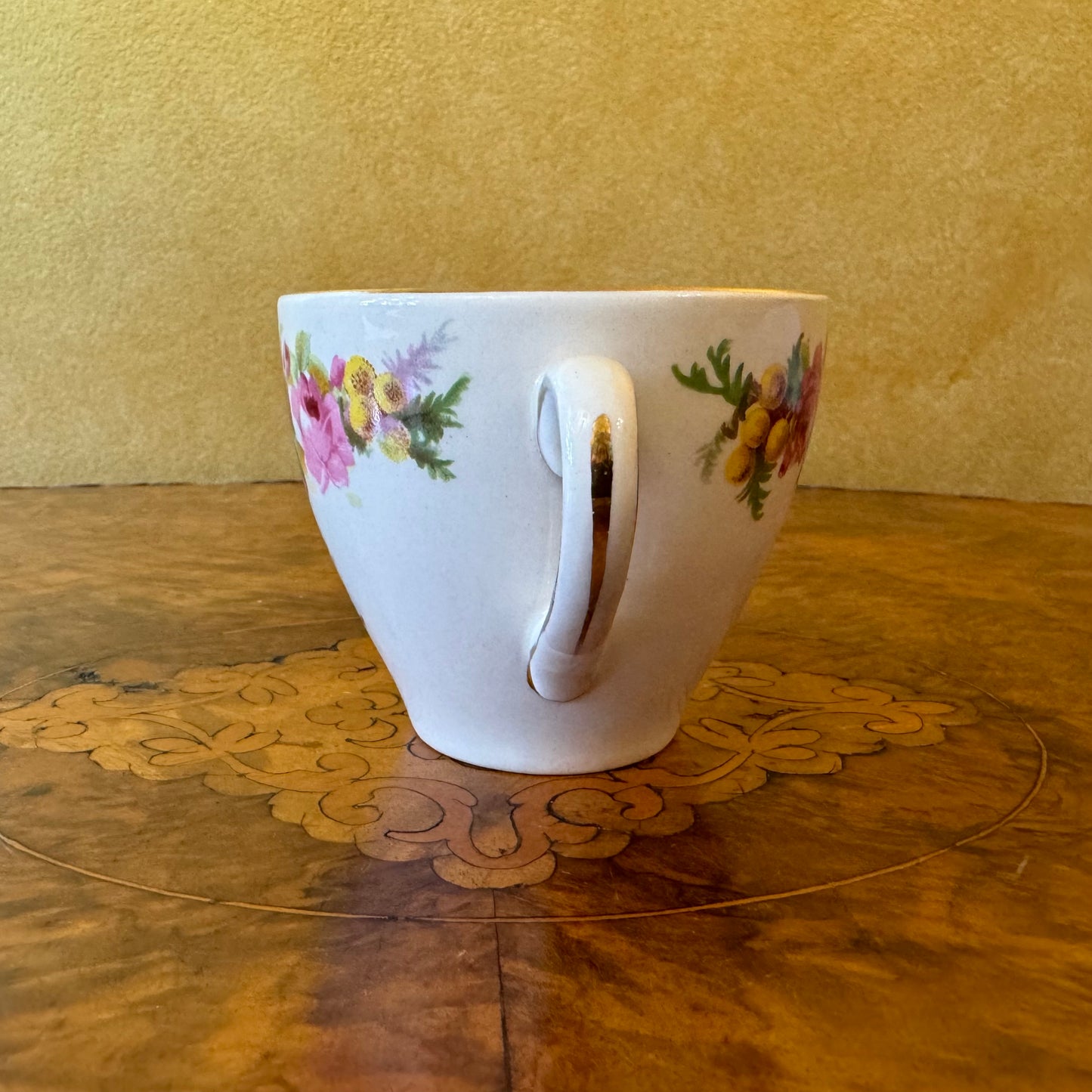 Vintage Royal Doulton Roses & Wattle Print Tea 