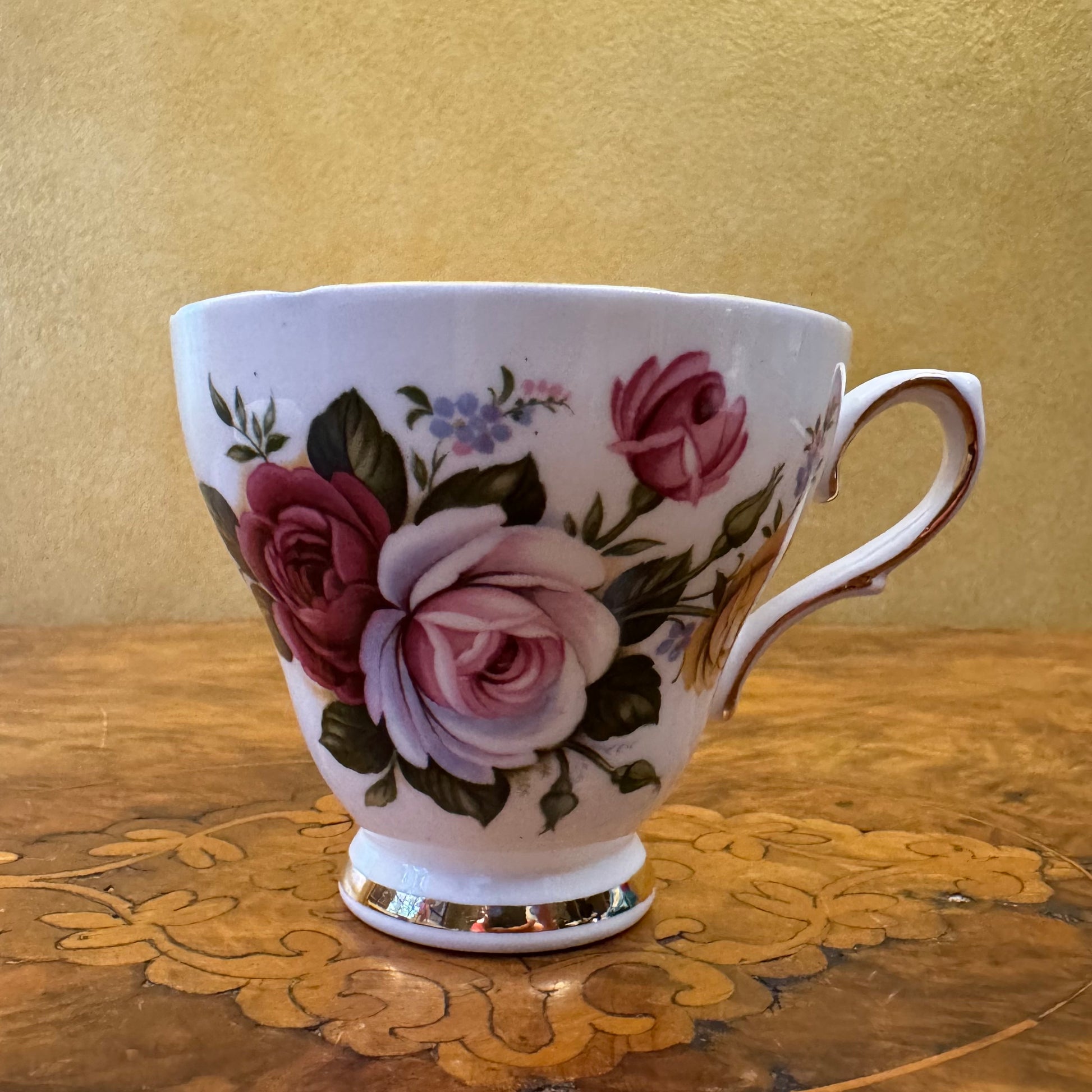 Vintage Royal Sutherland Rose Print Tea Cup Trio