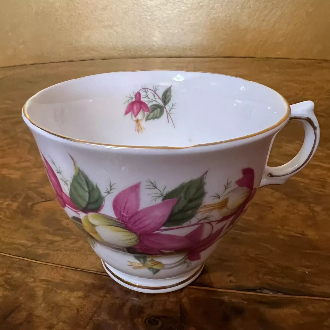 Vintage Royal Vale Floral Print Tea Cup Trio Set