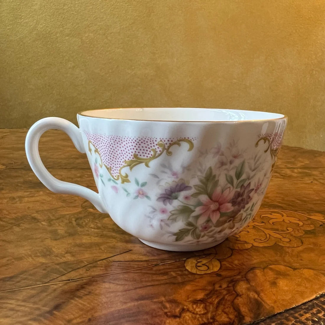 Vintage Royal Vale Serenity Print Tea Cup Trio Set