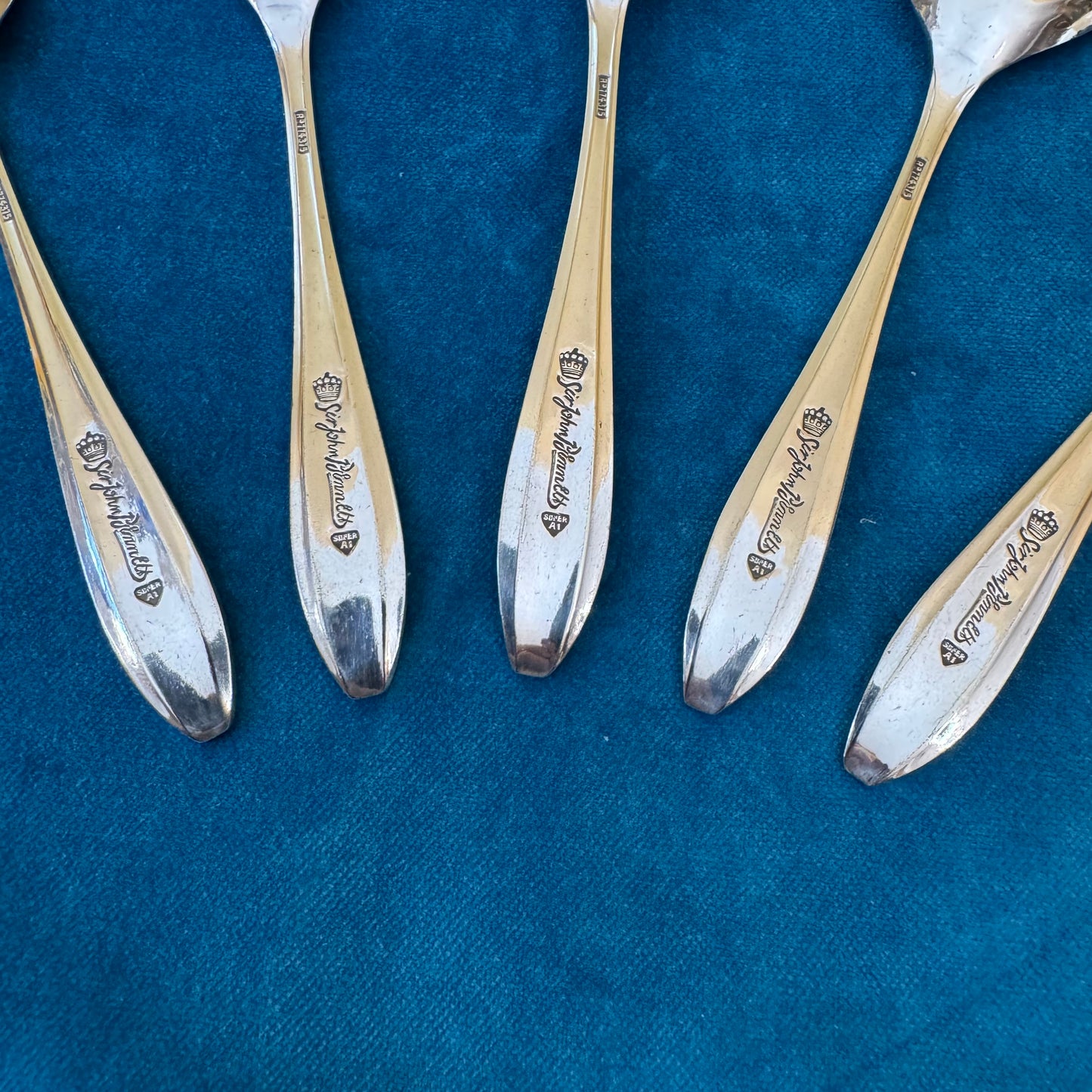 Vintage Sir John Bennett Shell Shaped Desserts Spoons