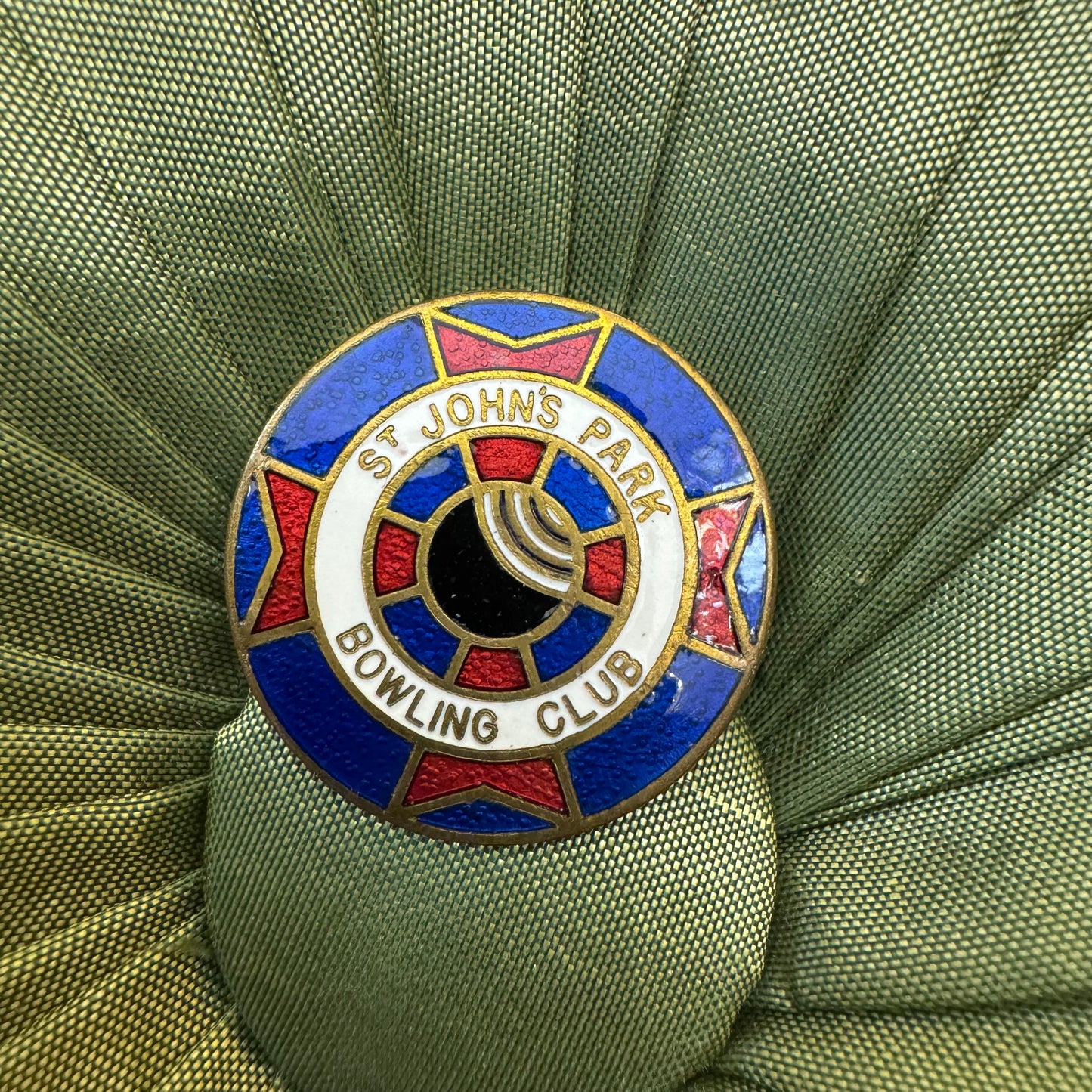 Vintage St Johns Park Bowling Club Badge Pin