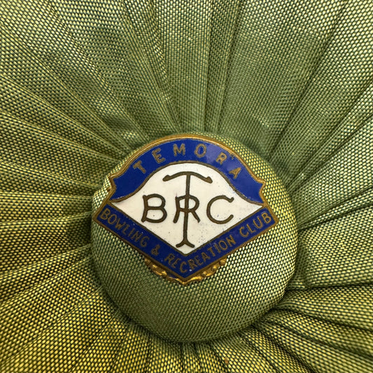 Vintage Temora Bowling & Recreation Club Badge Pin 