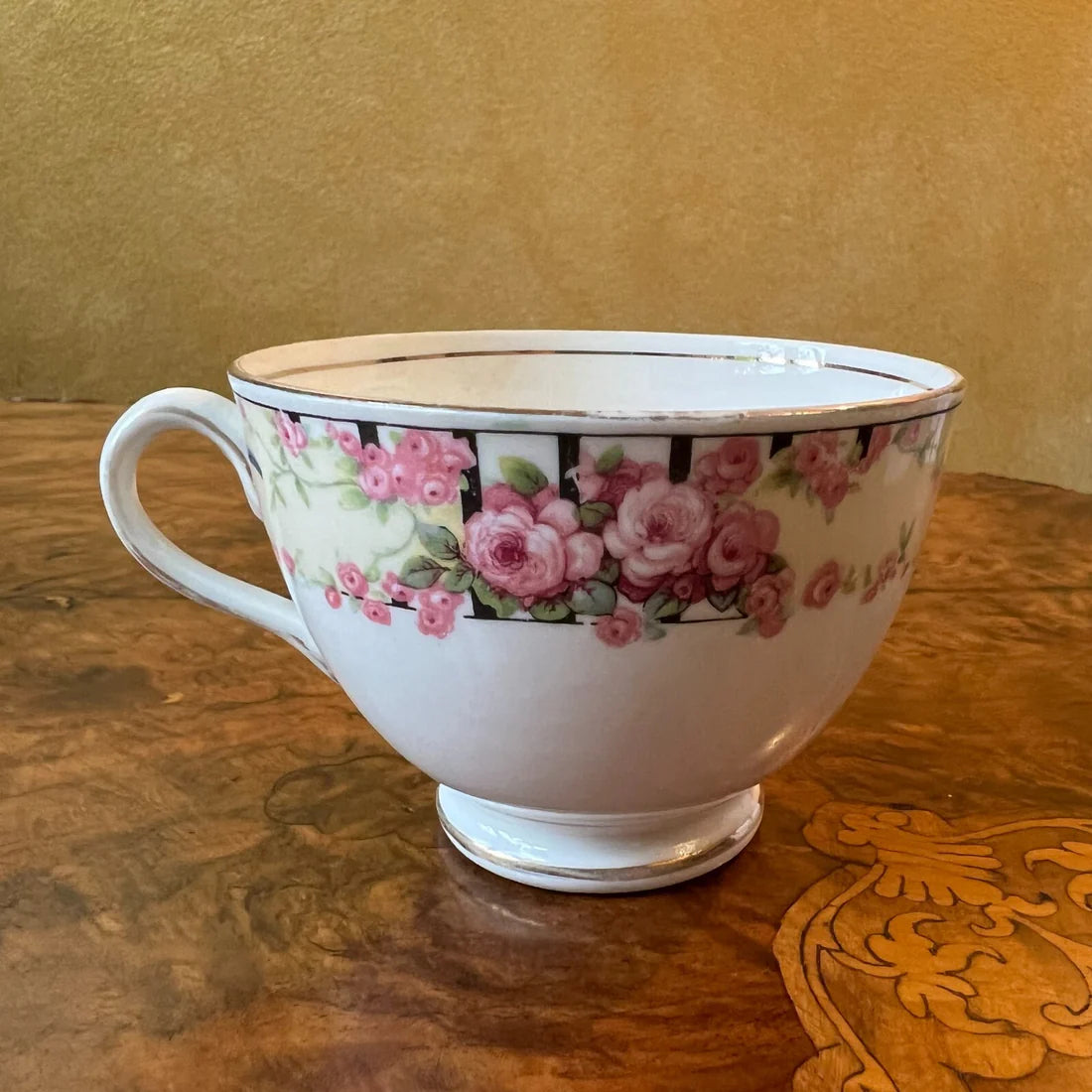 Vintage Tuscan Bird Print Tea Cup Trio Set