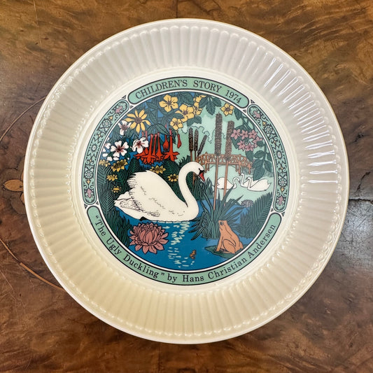 Vintage Wedgwood Children's Story 1974 "The Ugly Duckling" By Hans Christian Anderson Dish