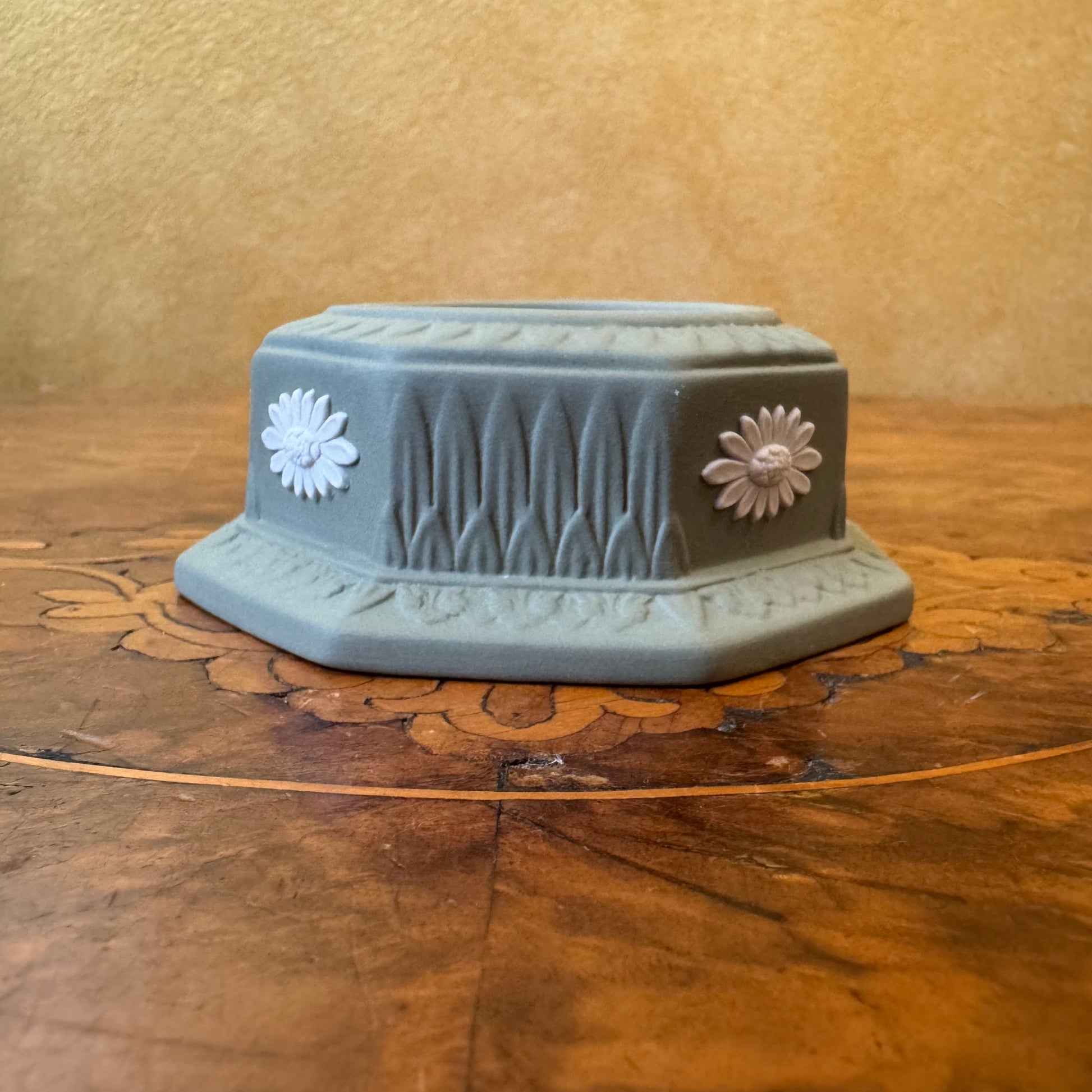 Vintage Wedgwood Green Jasperware Tea Light Holder 