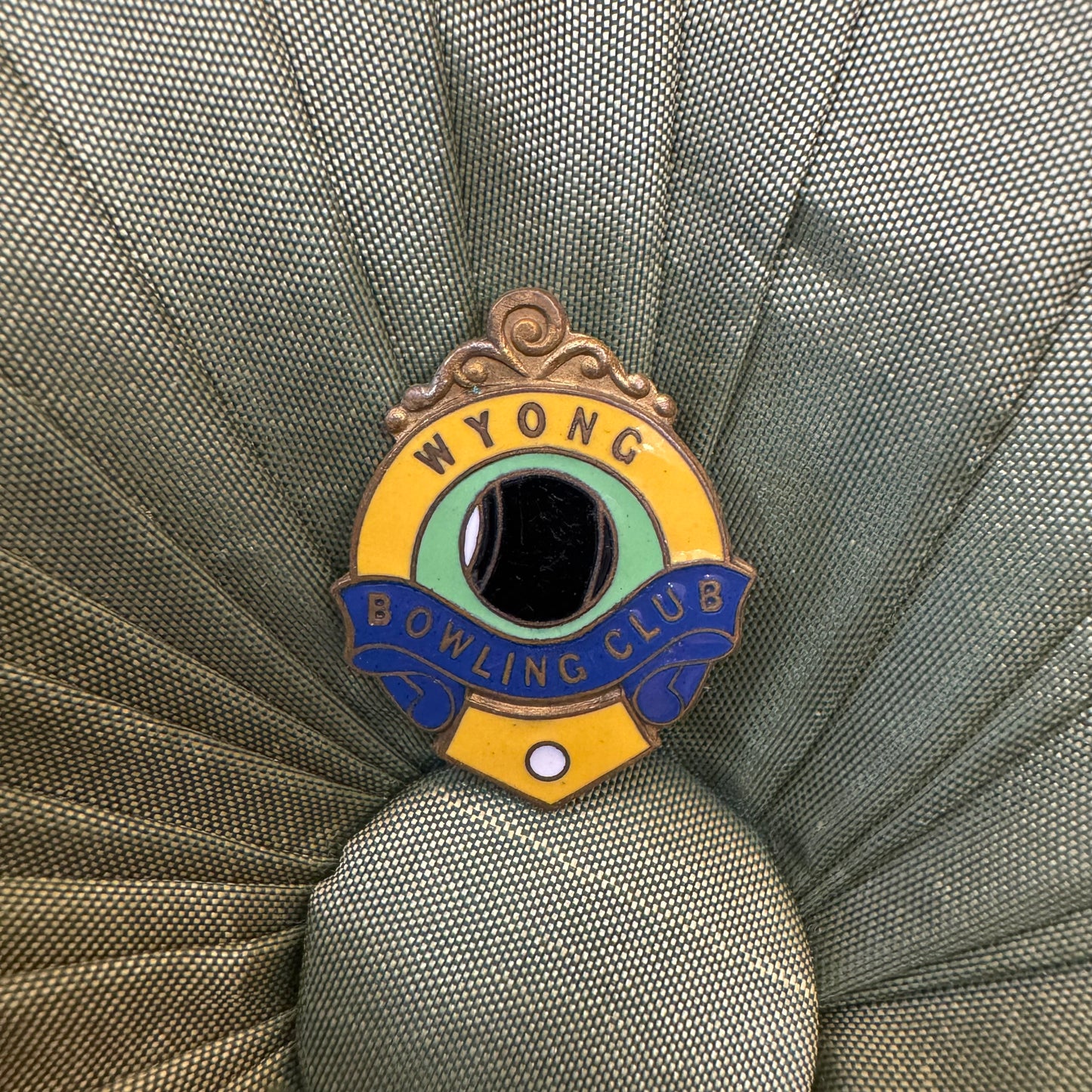 Vintage Wyong Bowling Club Badge Pin