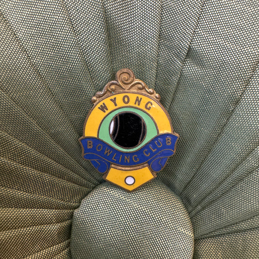 Vintage Wyong Bowling Club Badge Pin