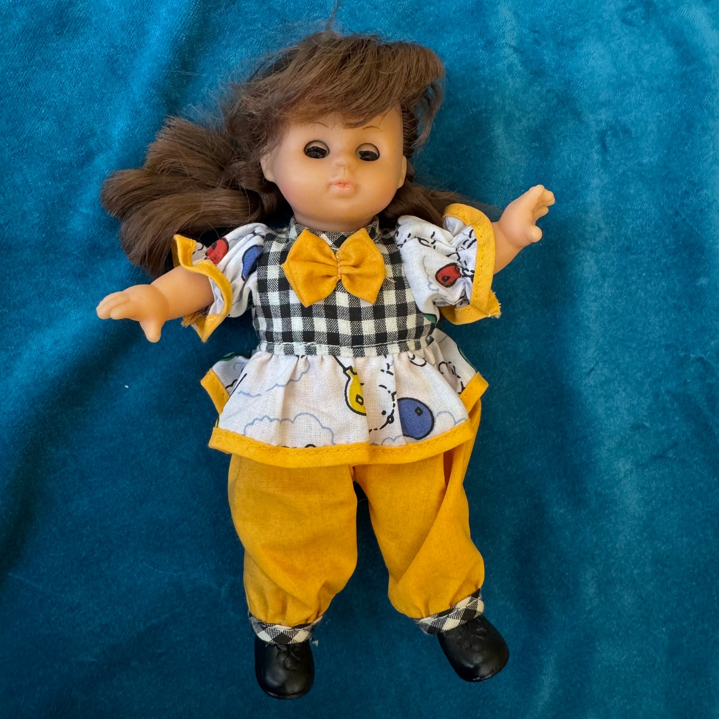 Vintage Yellow Suite Brown Hair Small Doll 