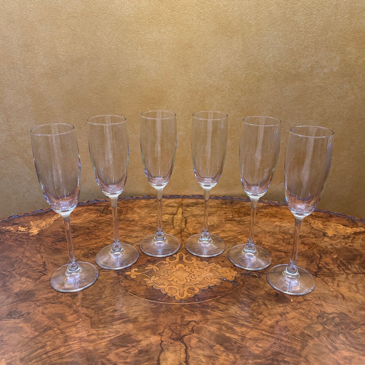 Vue Oslo Collection Champagne Flutes