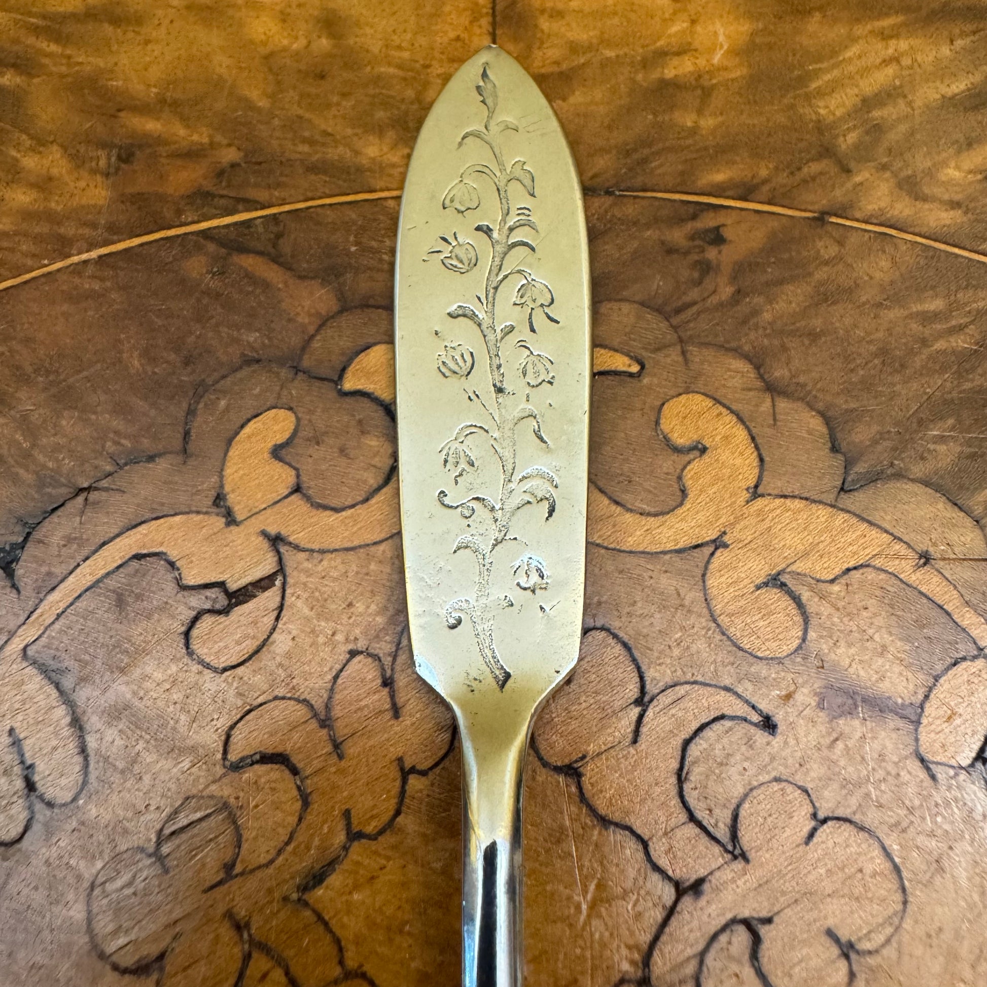 Wear Wite Stainless Nickel Silver Sheffield Butter Knife 