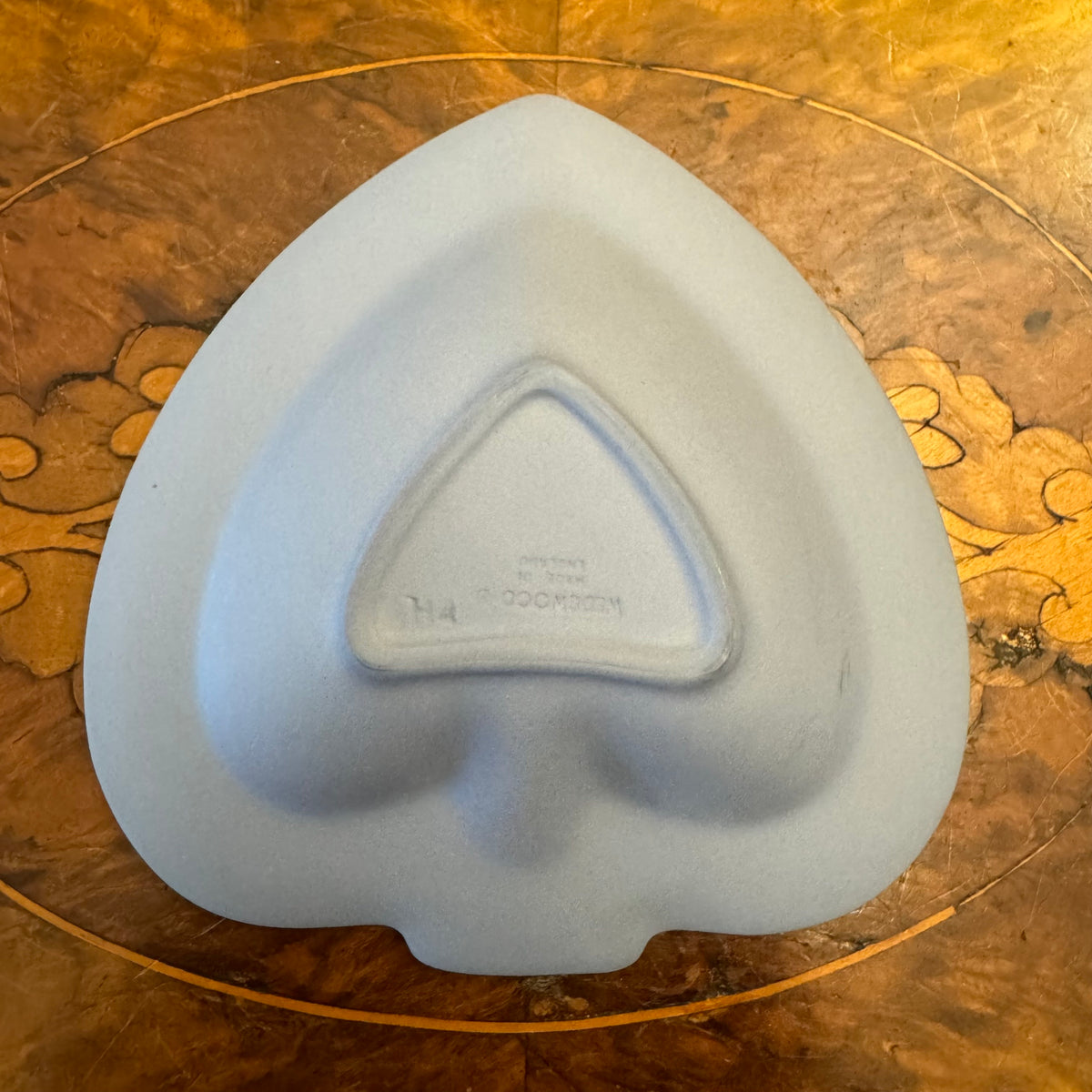 Wedgwood Blue Jasperware Archers Heart Small Dish 