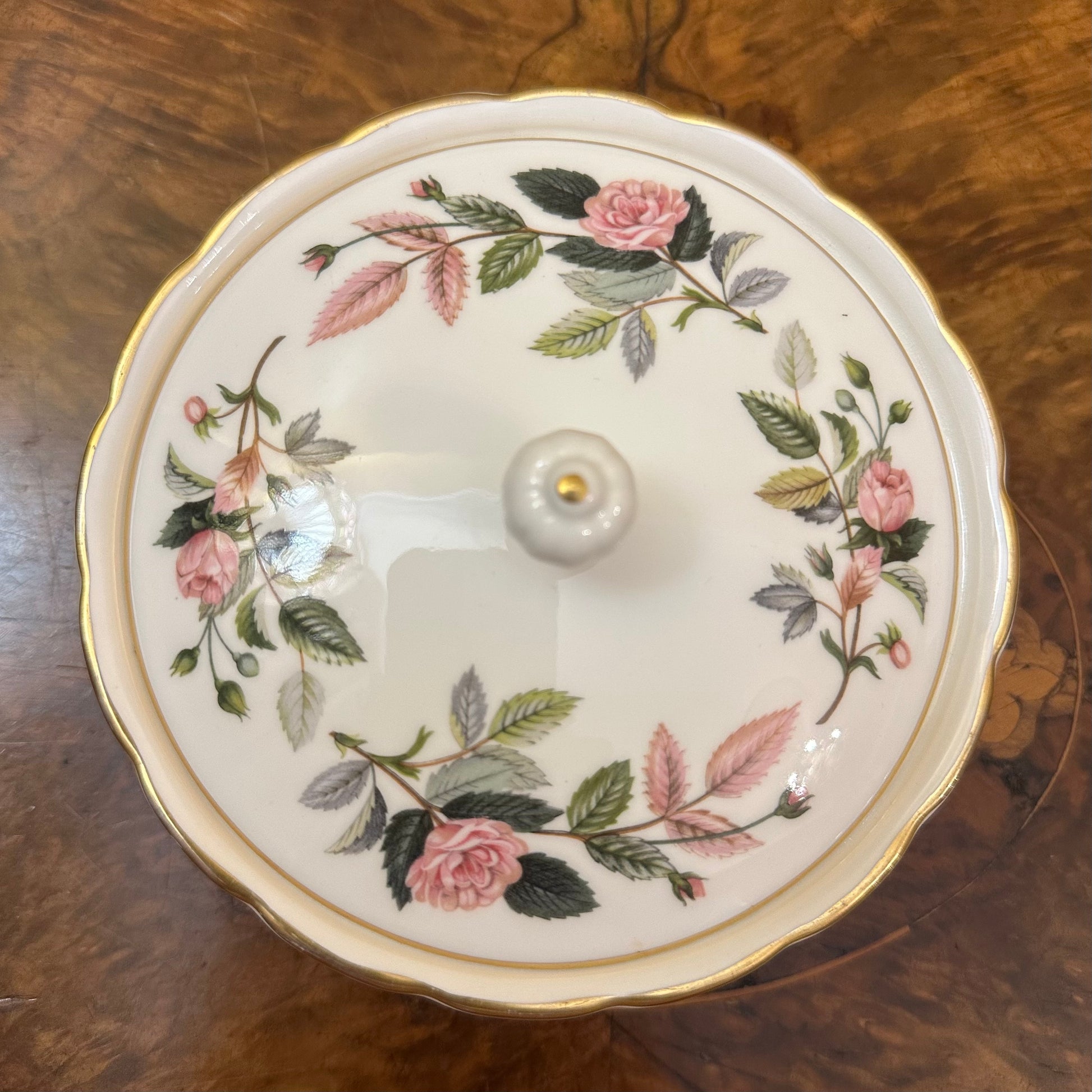 Wedgwood Hathaway Rose Bowl