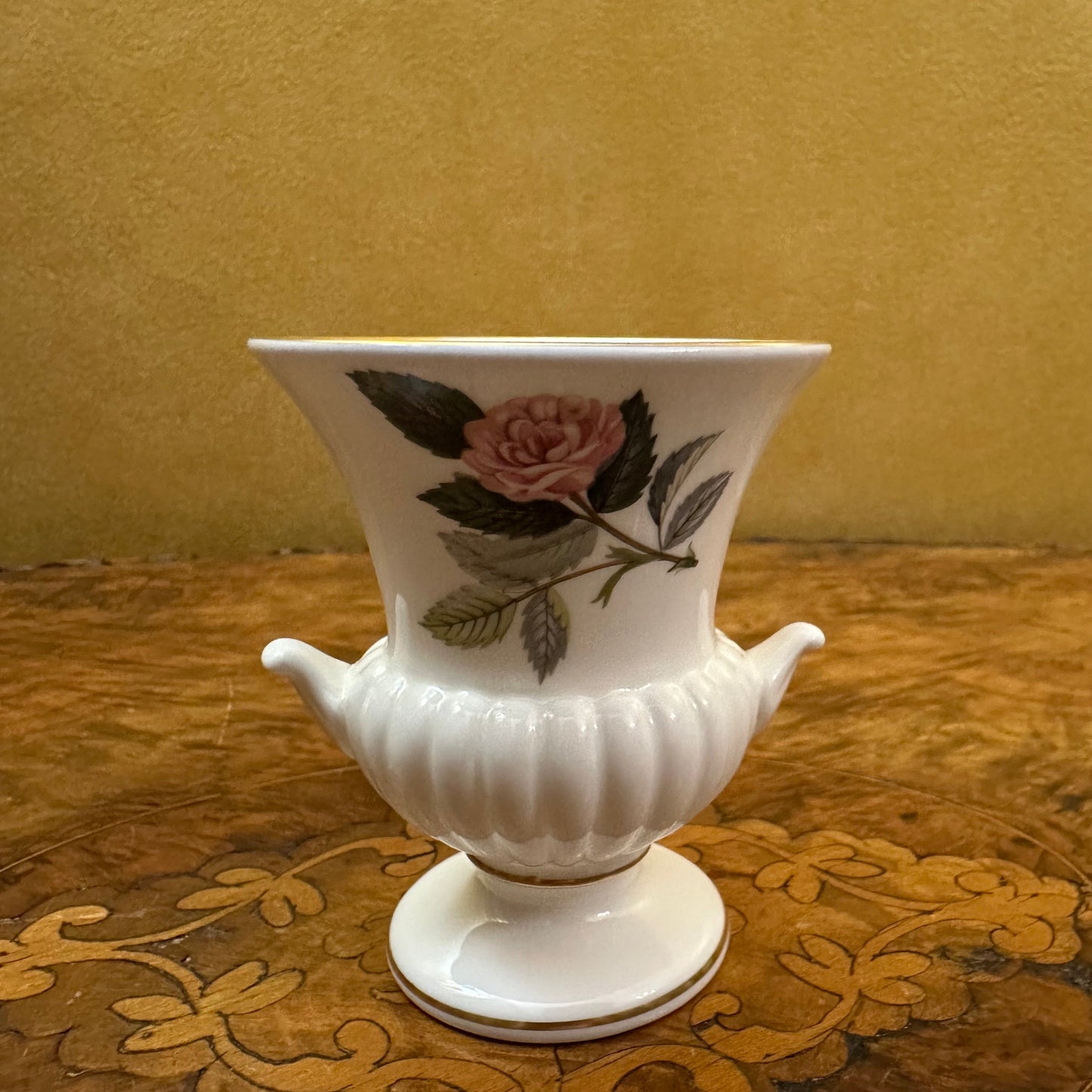 Wedgwood Hathaway Rose Urn 