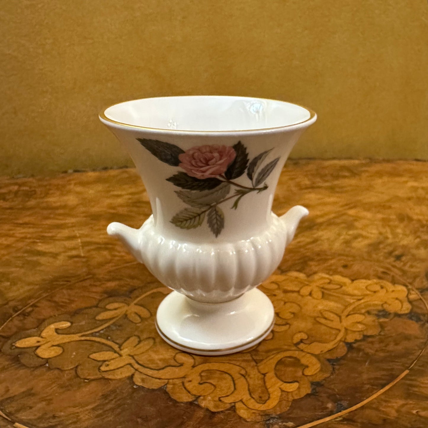 Wedgwood Hathaway Rose Urn Vase