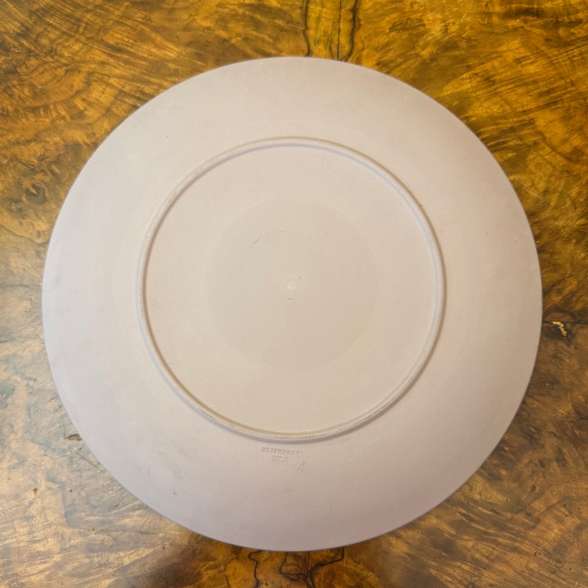 Wedgwood Lilac Jasperware Allegorical Sprigging Plate 