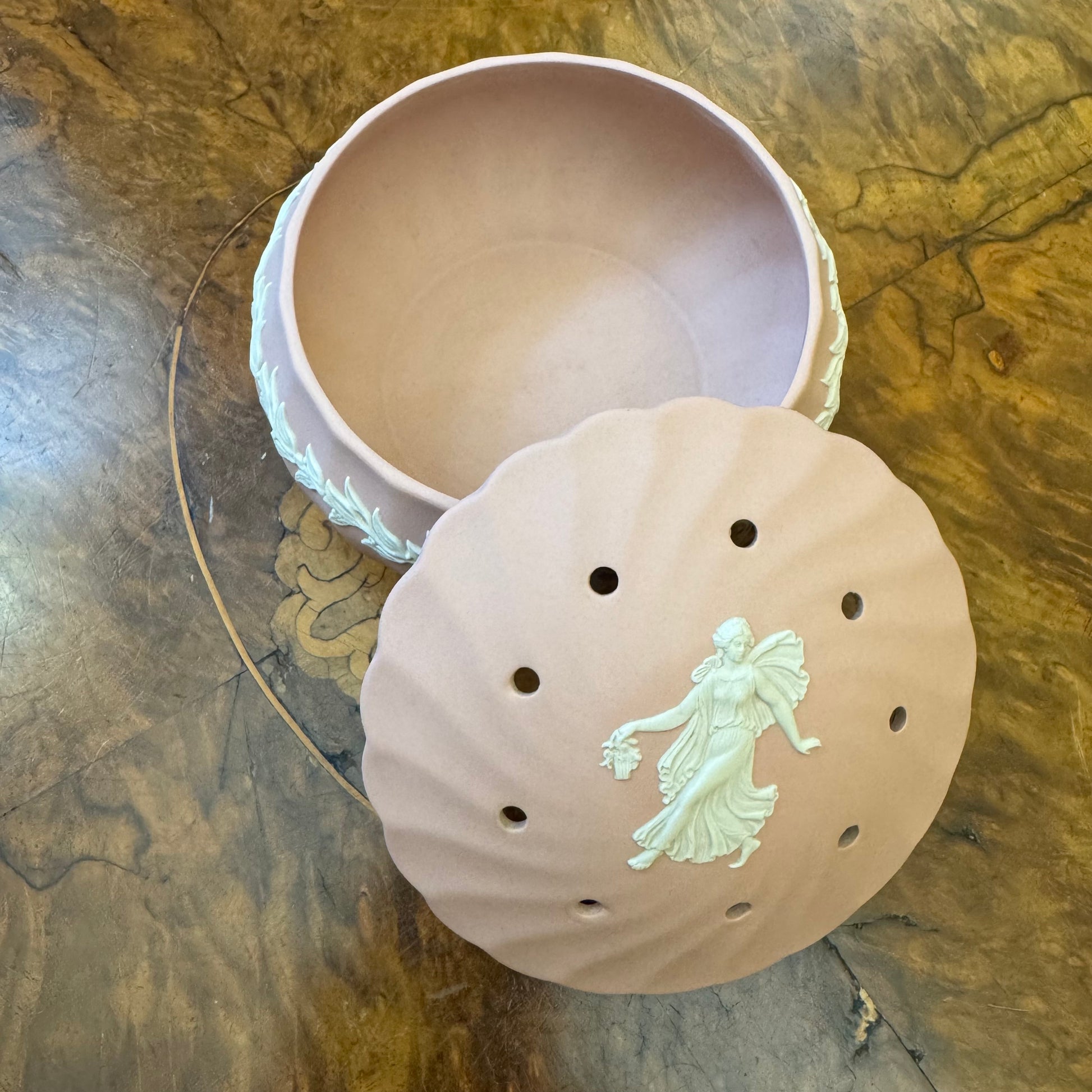 Wedgwood Pink Jasperware Dancing Hours Potpourri 